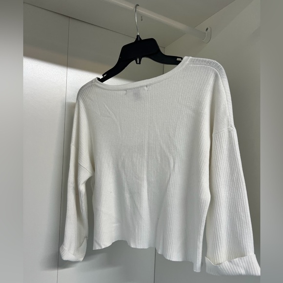 White Ribbed Knit Sweater - Picture 2 of 2